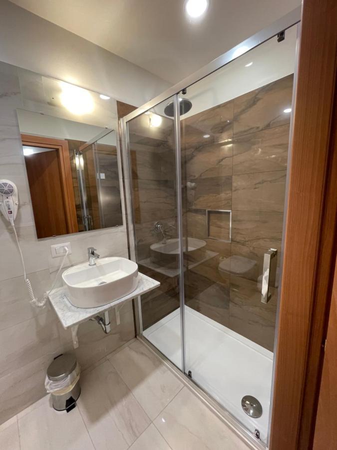 B&B Centrale Gela Bagian luar foto