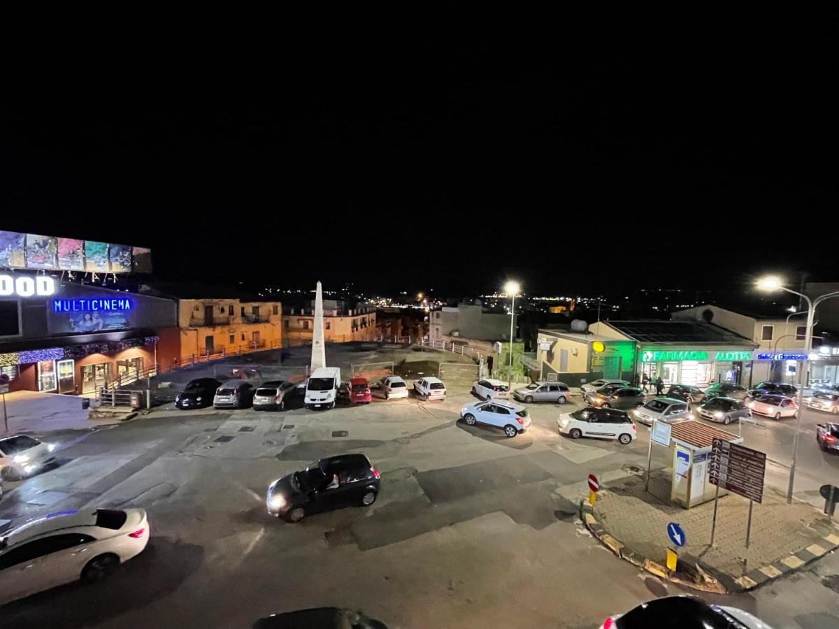 B&B Centrale Gela Bagian luar foto