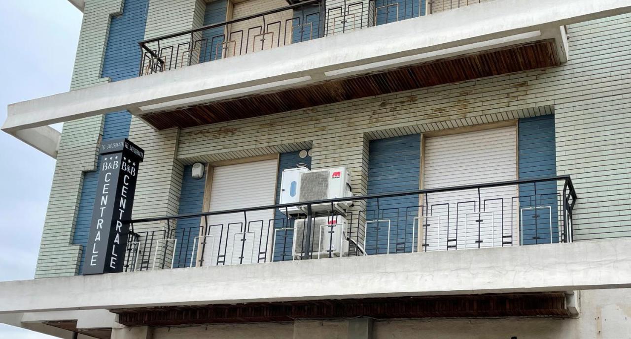 B&B Centrale Gela Bagian luar foto
